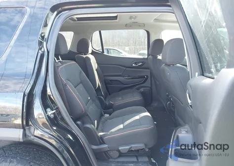 2021 GMC Acadia Awd At4 z USA, uszkodzony, nr VIN 1GKKNLLS7MZ101342